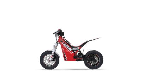 2018 17.5R 0019